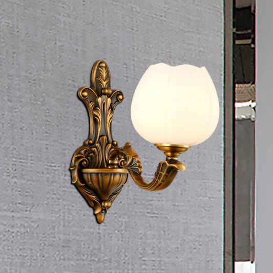 Frendorf | 1/2-Licht Schale Wandlampe Vintage Stilvolle Antike Messing Metall Wandlicht mit Milchglas Schirm