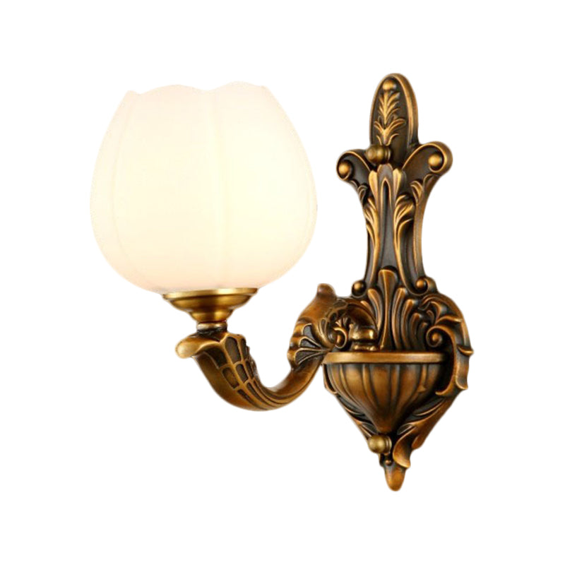 Frendorf | 1/2-Licht Schale Wandlampe Vintage Stilvolle Antike Messing Metall Wandlicht mit Milchglas Schirm