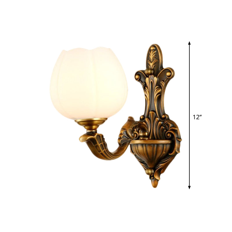 Frendorf | 1/2-Licht Schale Wandlampe Vintage Stilvolle Antike Messing Metall Wandlicht mit Milchglas Schirm