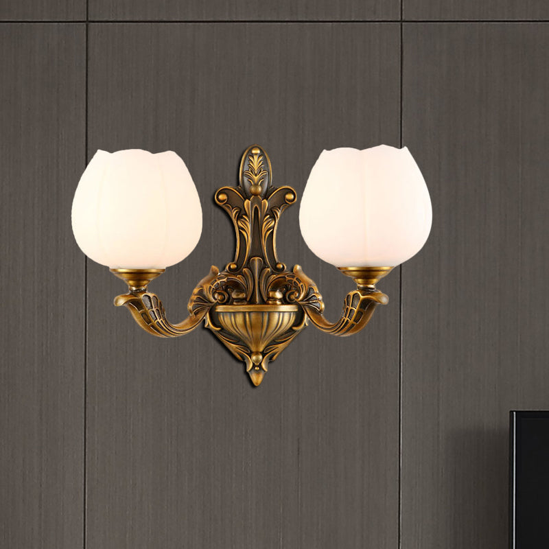 Frendorf | 1/2-Licht Schale Wandlampe Vintage Stilvolle Antike Messing Metall Wandlicht mit Milchglas Schirm