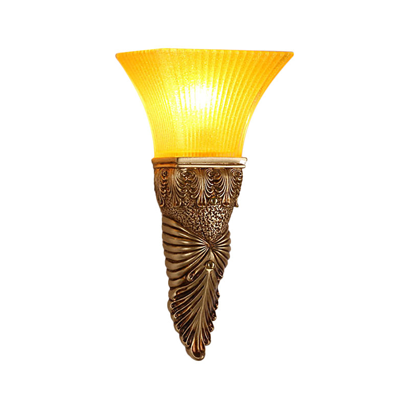 Frendorf | Aflopend Gele Glazen Wandlamp Retro Stijl 1 Kop Leefkamer Wandgemonteerde Lamp met Gouden/Zilver/Wit en Gouden Achterplaat