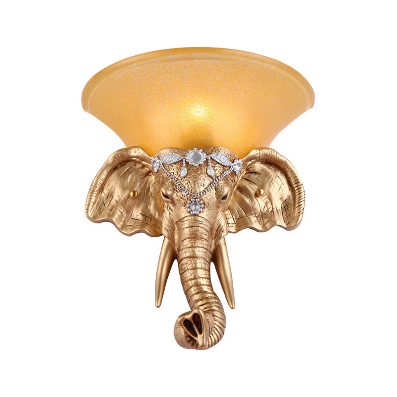 Frendorf | 1 Glühbirne Harz Wandleuchte Retro-Stil Goldener Elefantenkopf Schlafzimmer Wandlicht mit ausgestelltem gelbem Glasschirm