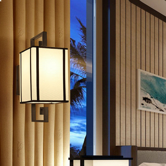 Frendorf | 1 Licht Wohnzimmer Wandlampe Klassische Weiße Wandleuchte mit rechteckigem Stoffschirm