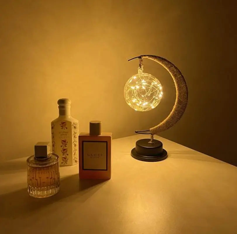 Frendorf | LunarGlow Magische Mondlampe | LED Stimmungslicht | 3D-Druck Design | Dekorative Beleuchtung für Zuhause