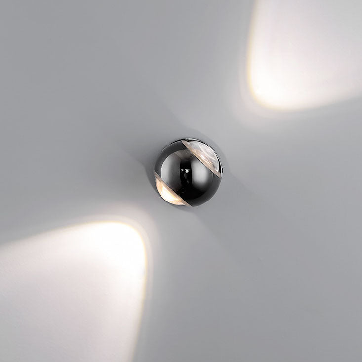 Frendorf | Arcano LED Wandleuchte | Nordic Design | Halbrundes Aluminium | Up-Down Beleuchtung für Schlafzimmer