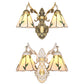 Frendorf | Blatt Wandbeleuchtung Vintage Traditionelles Buntglas 2 Köpfe Wandmontage Licht in Weiß/Antikmessing für Schlafzimmer