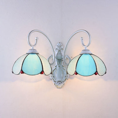 Frendorf | Gevederde Glazen Wandlamp met Witte Gebogen Arm 2 Lichten Traditionele Wandlamp in Wit/Helder/Blauw/Beige
