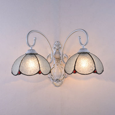 Frendorf | Gevederde Glazen Wandlamp met Witte Gebogen Arm 2 Lichten Traditionele Wandlamp in Wit/Helder/Blauw/Beige