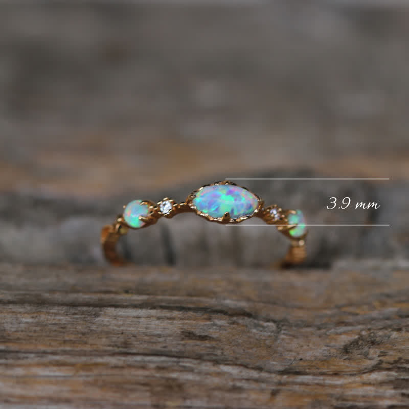Frendorf | "Liebe und Aufrichtigkeit" - Opal Vintage-Ring - Isabella