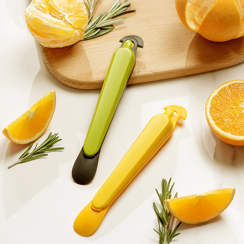 Multifunktionswerkzeug zum Schalen von Obst in der Küche