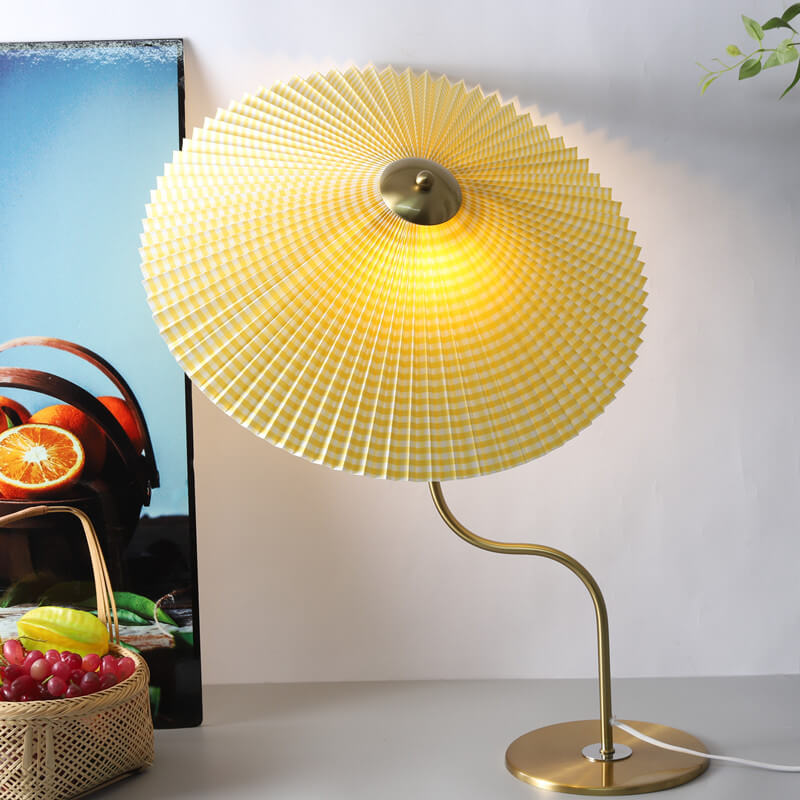 Frendorf | LumiCharm Retro Tischlampe Schirm Design | Faltenschirm | Dekorative Lampe | Stimmungslicht für Zuhause