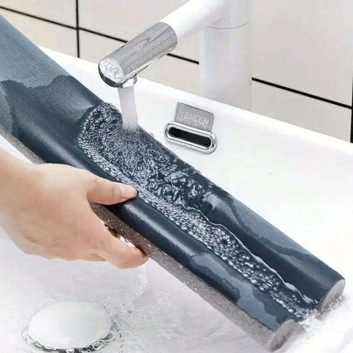 Frendorf | 2+2  | Lärmschutz & Abdichtung – Wasserfeste Türbodendichtung