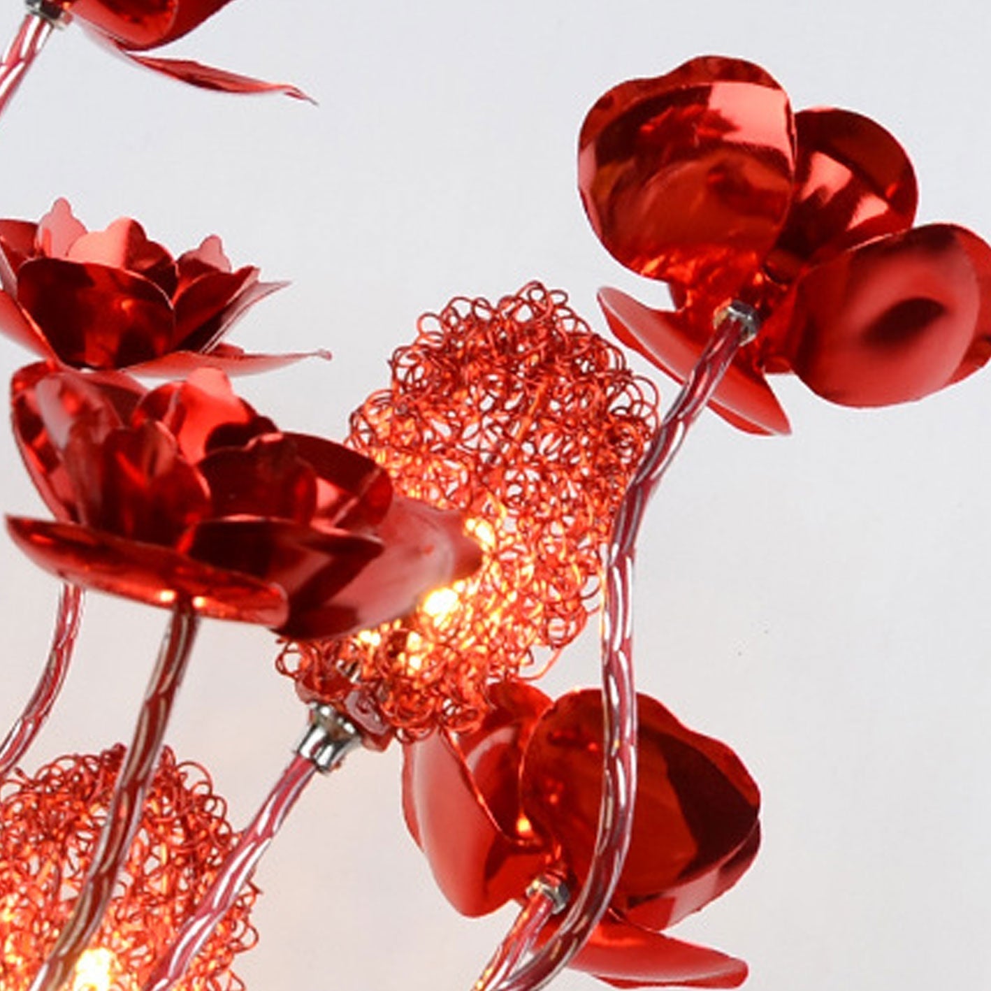 Frendorf | RoséLumina Aluminium LED Tischlampe | Elegantes Design | Stimmungslicht | Leselampe | Deko für Zuhause