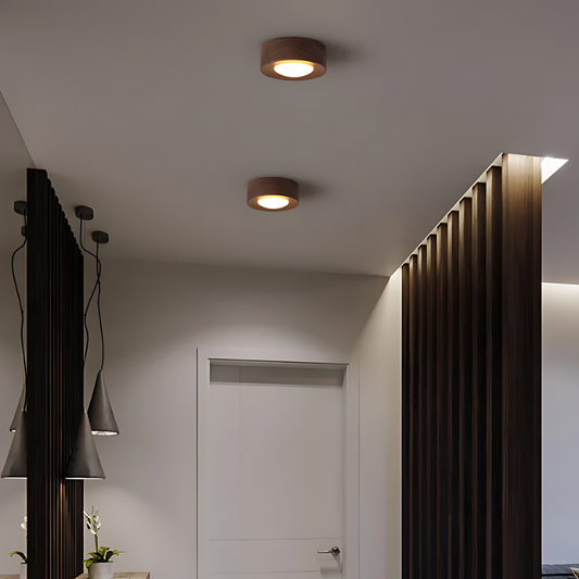 Walnuss-Deckenlampe mit LED-Strahler