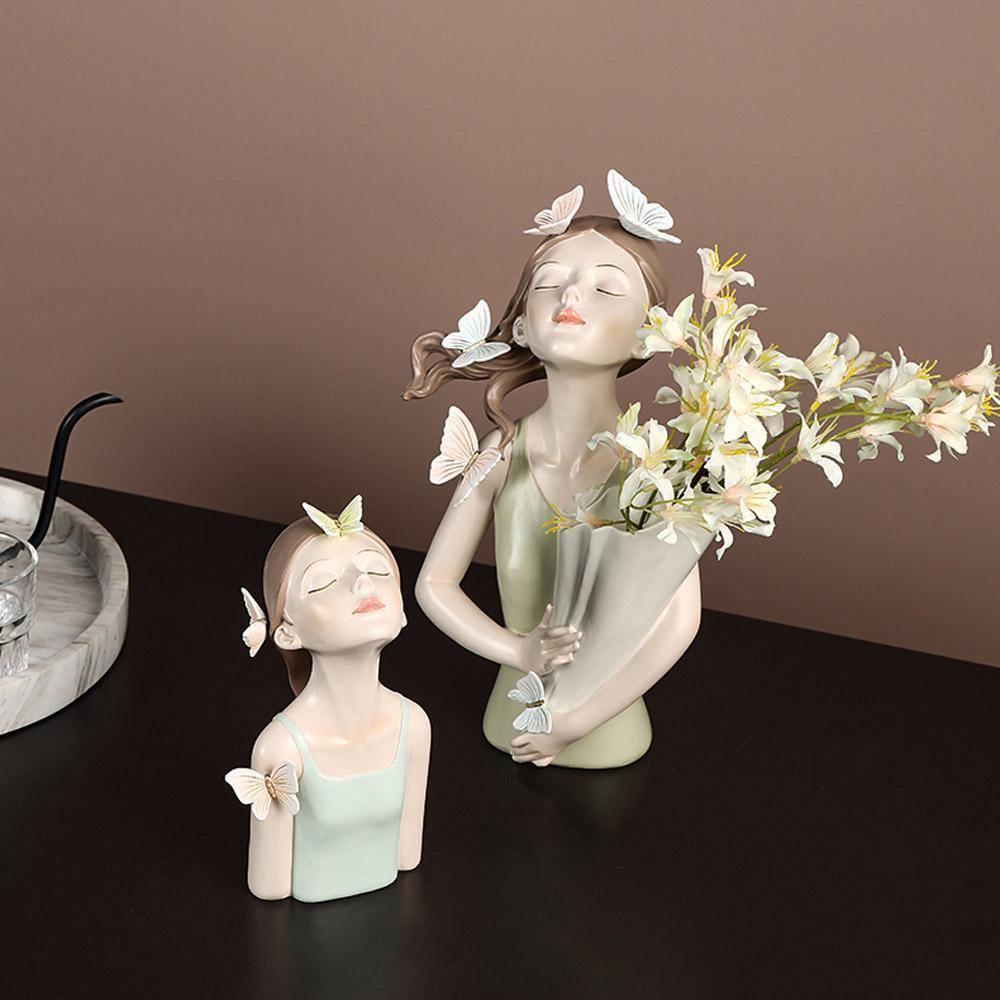 Frendorf | ButterflyAura Mädchenfigur Deko | Stilvolle Schmetterlings-Mädchen Ornamente | Vase & Tablett Design