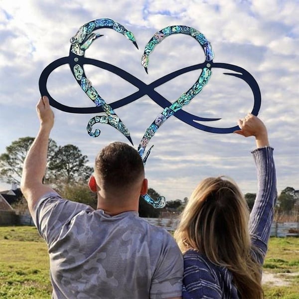 Frendorf | Eiserne Wanddekoration mit Unendlichkeitsherz
