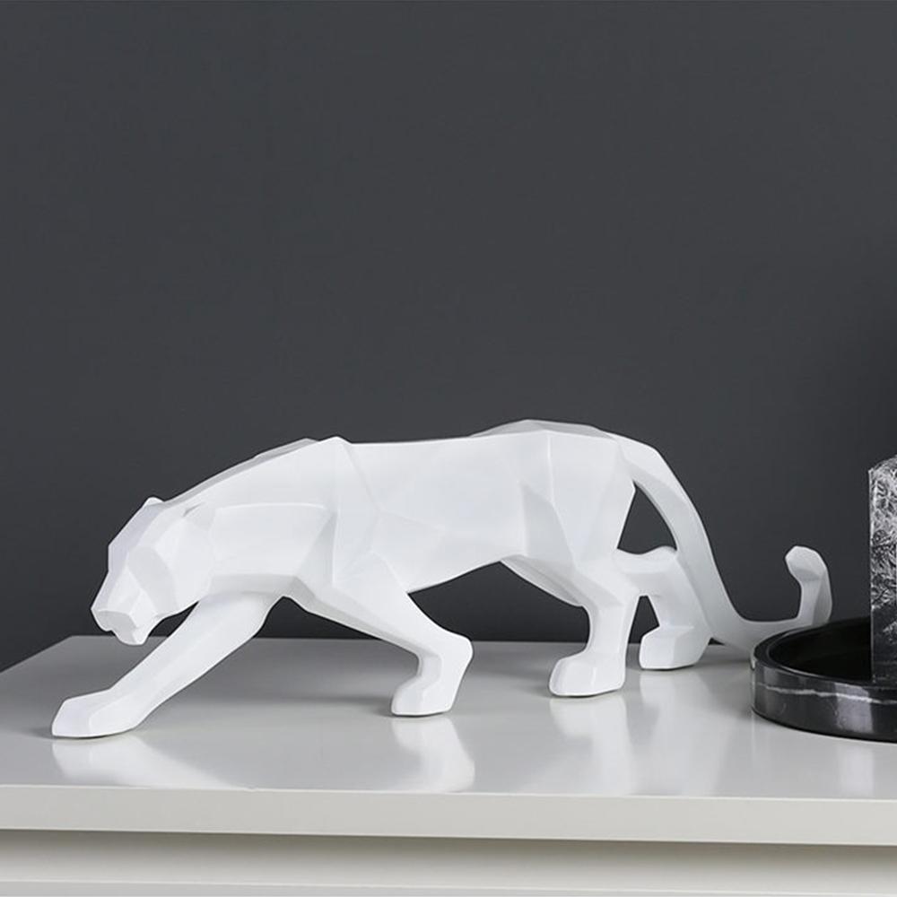 Geometrische Pantherstatue der modernen Kunst