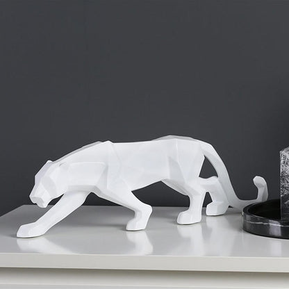 Geometrische Pantherstatue der modernen Kunst