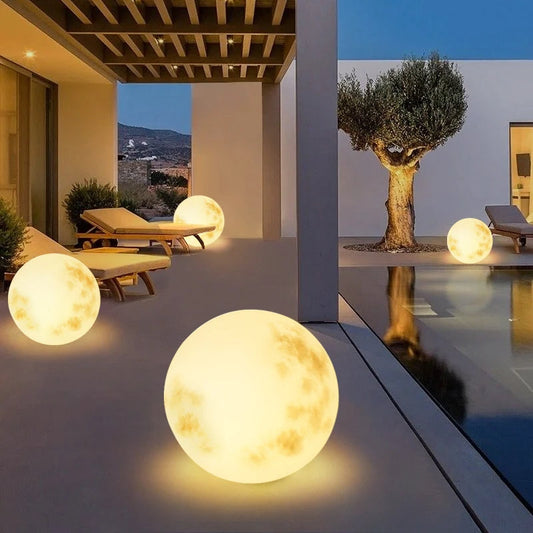 Gartenlampe in Form des Mondes