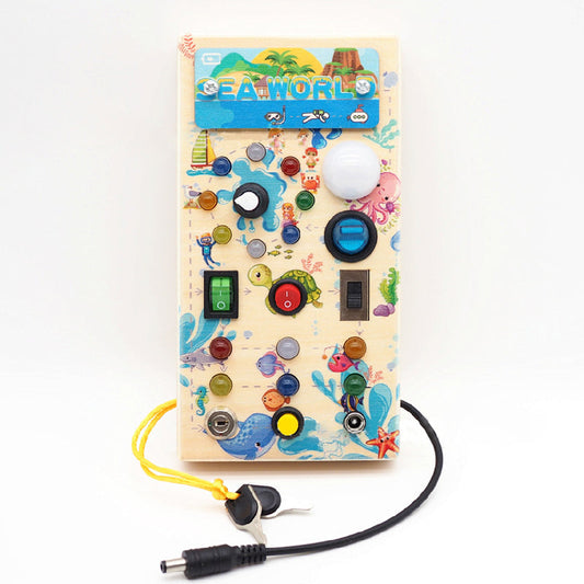 Frendorf | BESCHÄFTIGUNGSBRETT FÜR KLEINKINDER