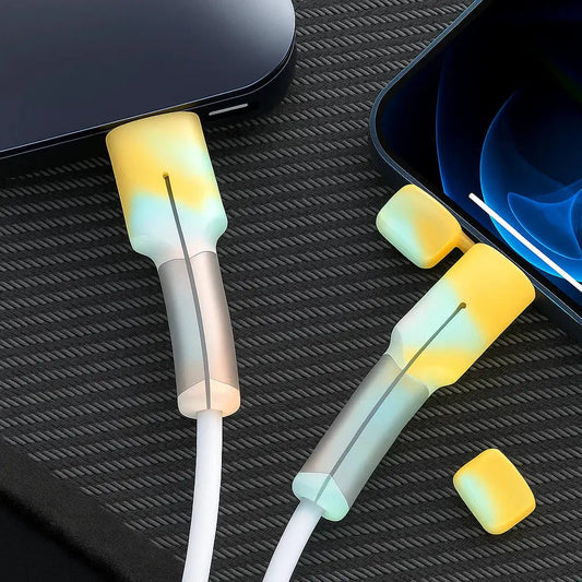 Frendorf | 2er-Pack Silikon-Ladekabelschutz mit Staubkappe