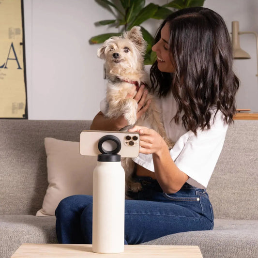 Frendorf | 3-in-1 Isolierbecher mit Magnetboden und Handyhalte