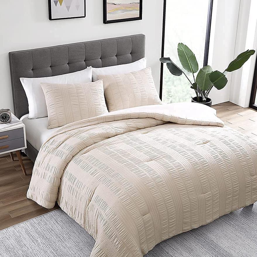 Frendorf | 3-teiliges Set: Elm Stripe Seersucker Bettwäsche-Kollektion