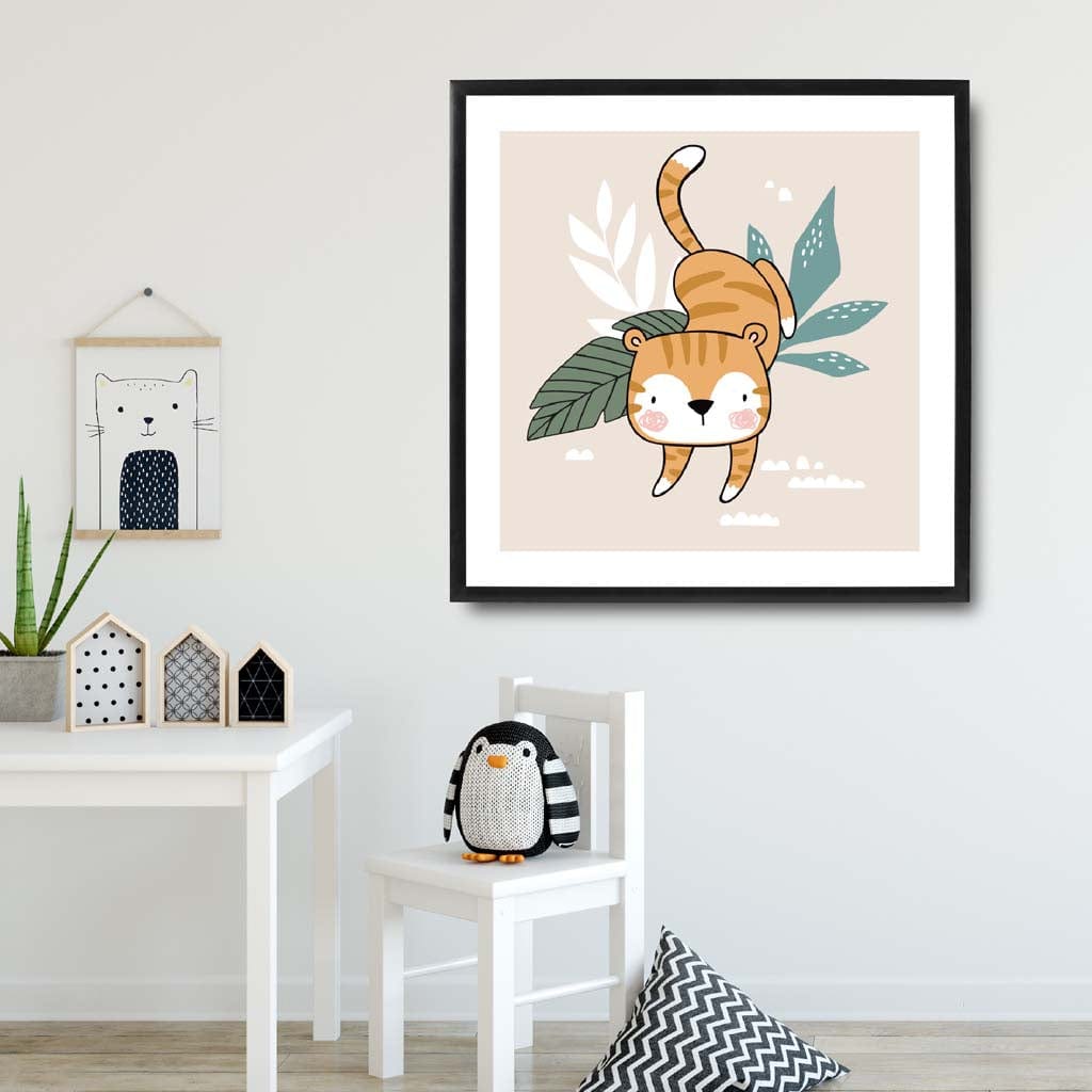Süßer Tiger GERAHMTER Druck auf beigem Dschungel Kinder Wandkunst
