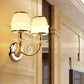 Frendorf | 1/2-Bulb Curving Wall Light Traditionelle Weiße Metall LED-Wandlampe mit Kristallakzent