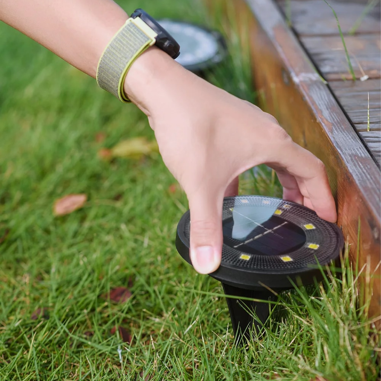 Frendorf | SolarLuna Wasserdichte Solarleuchten | Außenbeleuchtung | Energiesparend | Modernes Design