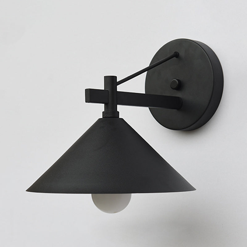 Metallkonus Wandleuchte Vintage 1 Licht Außenwandleuchte in Schwarz/Antik Messing/Alter Silber