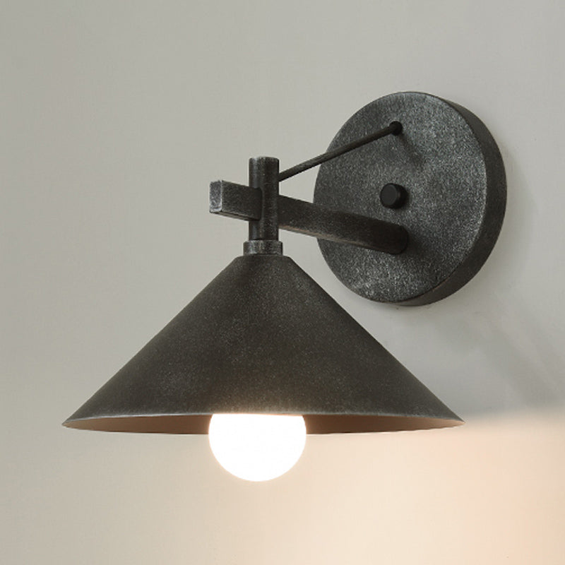 Metallkonus Wandleuchte Vintage 1 Licht Außenwandleuchte in Schwarz/Antik Messing/Alter Silber