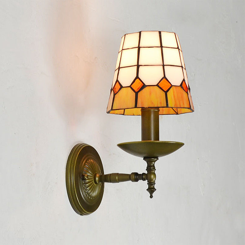 Frendorf | Tiffany Raster Gemustertes Wandbeleuchtung Fixture 1 Licht Handgeschnittenes Glas Wandleuchte in Orange/Blau/Grün