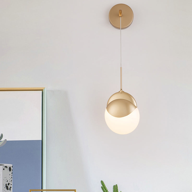 Frendorf | 1 Bulb Wohnzimmer Wandlampe Moderne Gold Wandleuchte mit rundem Milchglasschirm