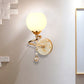 Frendorf | Dome Schlafzimmer Wandleuchte Traditionelles Frosted Glas 1 Kopf Gold/Chrom Wandbeleuchtung mit Kristallkugel