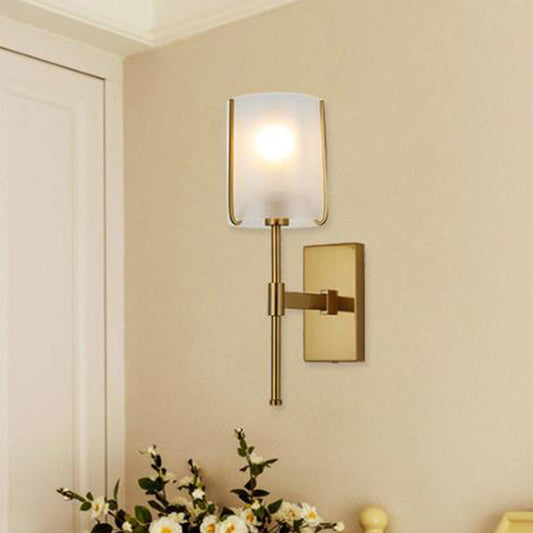 Frendorf | 1-Kopf Metall Wandbeleuchtung Traditionelle Gold Gerade Arm Schlafzimmer LED Wandmontage Licht mit Frosted Glas Shade