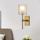 Frendorf | 1-Kopf Metall Wandbeleuchtung Traditionelle Gold Gerade Arm Schlafzimmer LED Wandmontage Licht mit Frosted Glas Shade