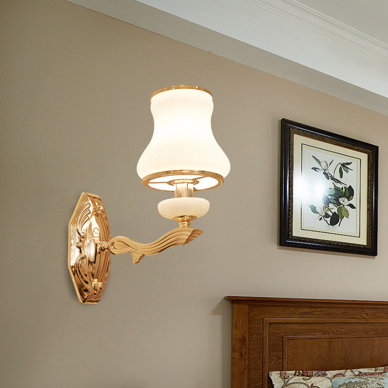 Frendorf | Bell Schlafzimmer Wandlampe Wand sconce Traditionell Opal Satinierte Glas 1/2 Glühbirnen Messing Wandlampe mit klarem Kristall Tropfen