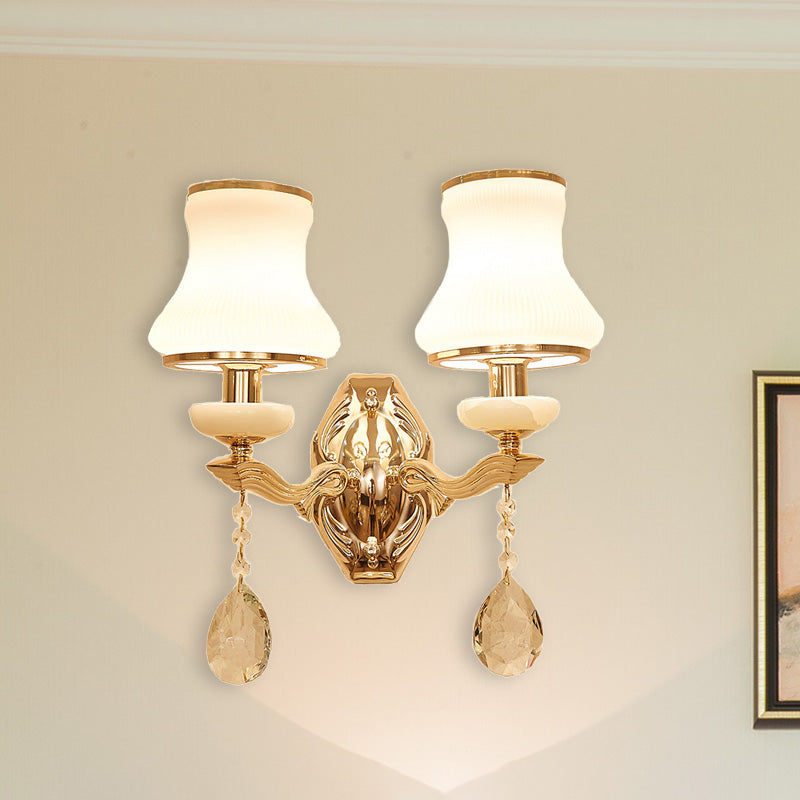 Frendorf | Bell Schlafzimmer Wandlampe Wand sconce Traditionell Opal Satinierte Glas 1/2 Glühbirnen Messing Wandlampe mit klarem Kristall Tropfen