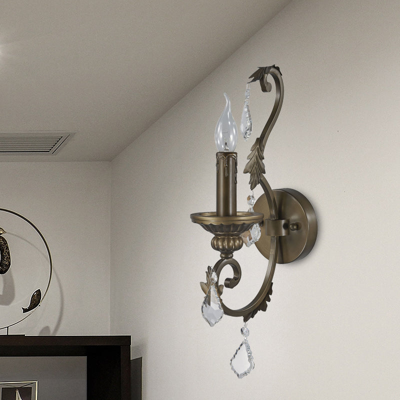 Frendorf | Rustiek Kaarsenhouder Wandverlichting Armatuur 1 Gloeilamp IJzeren Wandgemonteerde Lamp in Brons met Hangende Kristal Accent