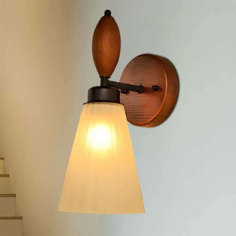 Frendorf | Frosted Glass Conic Wandlamp Modern Stylish 1 Licht Rood Bruin Sconcelicht met Houten Achterplaat