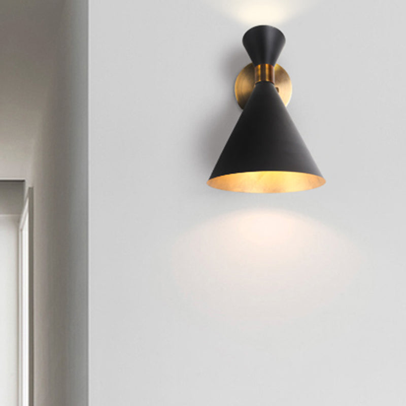 1 Kopf Restaurant Wand Sconce Moderne Schwarz/Weiß Wandmontage Lampe mit Ausgeflogenem Metallschirm