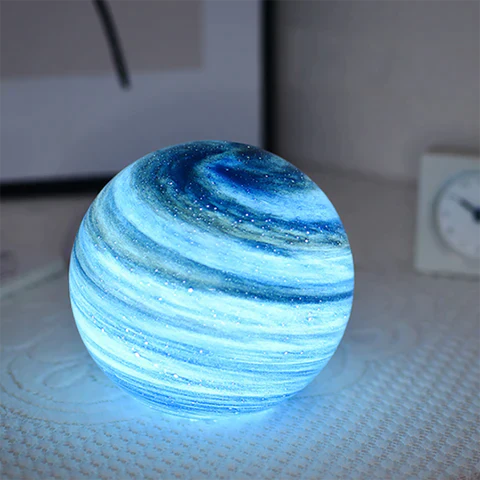 Frendorf | CelestialGlass Mondlampe | Elegante LED-Glaslampe | Stimmungslicht für Zuhause | Planetarische Deko | USB-Aufladung