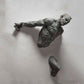 3D Durch Wand Figur Skulptur Harz Elektroplattierung Imitation Kupfer Abstract Kletternder Mann Statue Wohnzimmer Wohnkultur