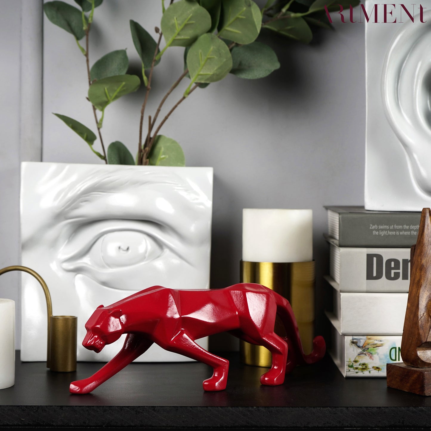 Geometrische Pantherstatue der modernen Kunst