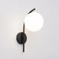 Frendorf | GlobeArc Nordic LED Wandleuchte | Glas-Kugel | 1-flammig | Modernes Design | Deko für Zuhause