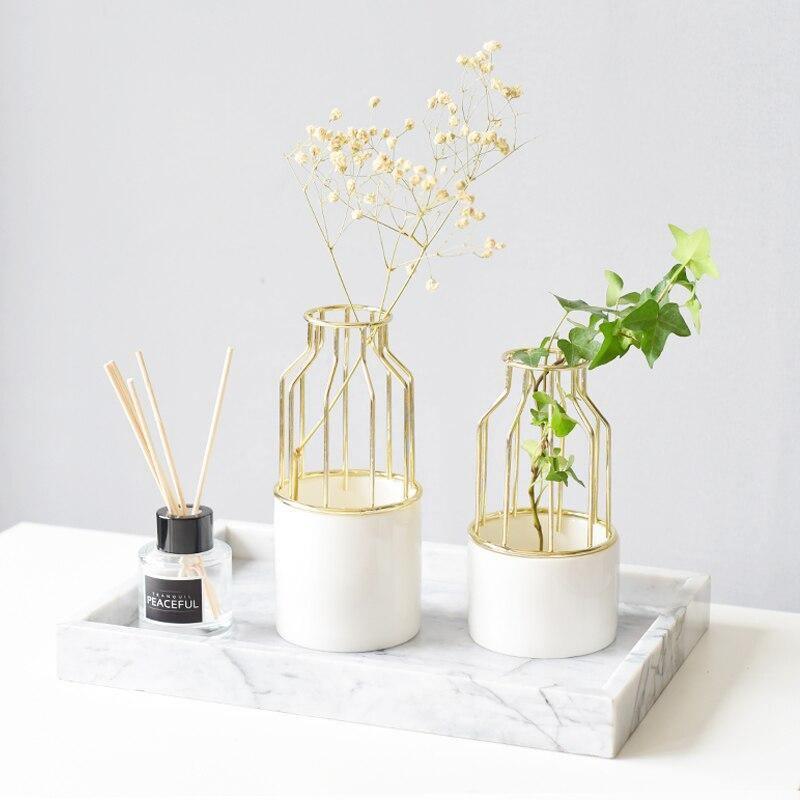 Frendorf | Artévo Eisen-Keramik Design Vase | Modernes Gittermuster | Elegante Dekoration | Für Wohnzimmer & Büro