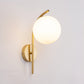 Frendorf | GlobeArc Nordic LED Wandleuchte | Glas-Kugel | 1-flammig | Modernes Design | Deko für Zuhause