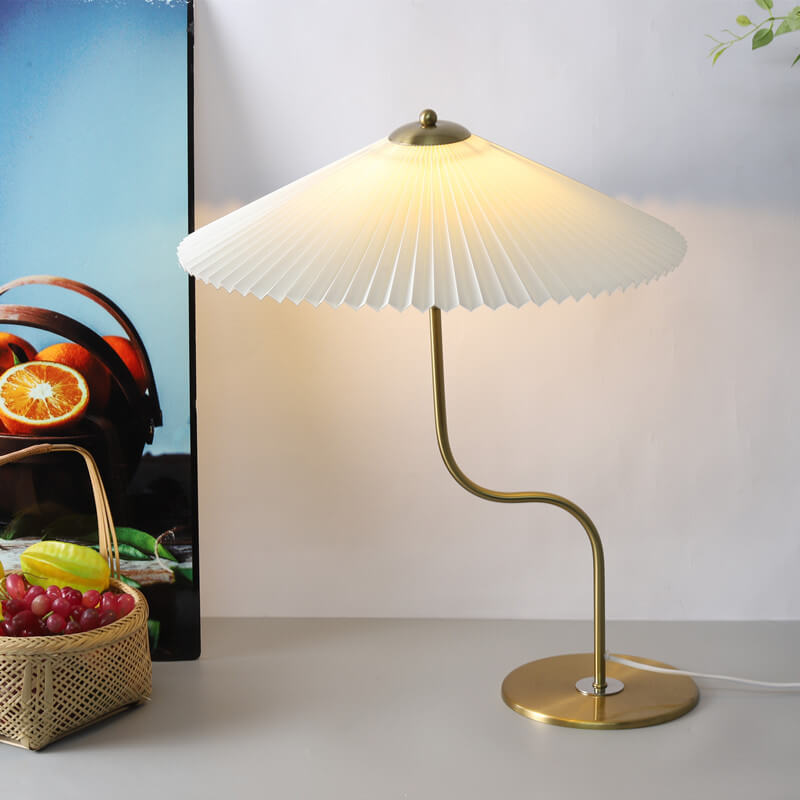 Frendorf | LumiCharm Retro Tischlampe Schirm Design | Faltenschirm | Dekorative Lampe | Stimmungslicht für Zuhause