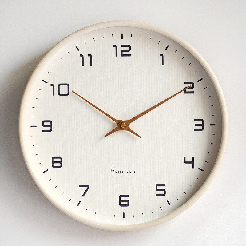 Wanduhr - Luxora - Nordisches Design - Massivholz